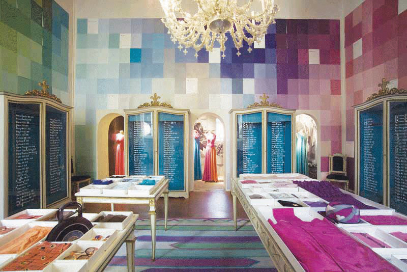 Pucci: The Coloured Rooms - Exhibiting Fashion